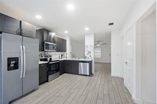 427 NE 6th Ct, Florida City, FL 33034