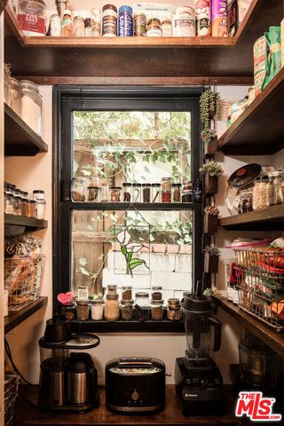 8920 Wonderland Avenue, Los Angeles, CA 90046