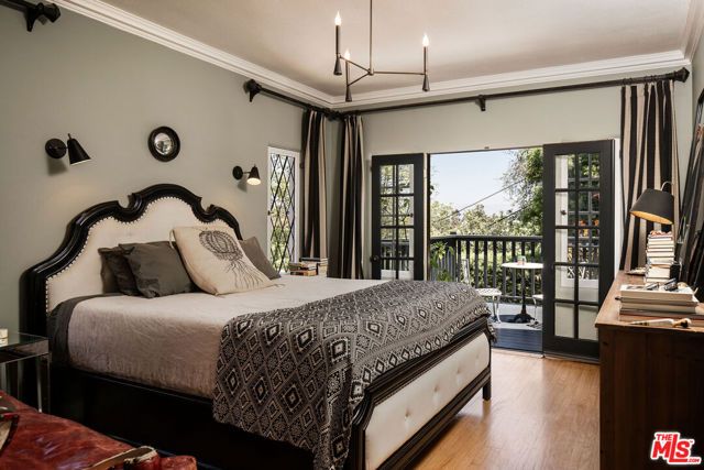 8920 Wonderland Avenue, Los Angeles, CA 90046