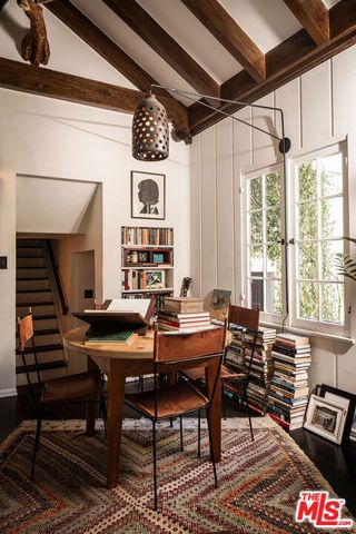 8920 Wonderland Avenue, Los Angeles, CA 90046