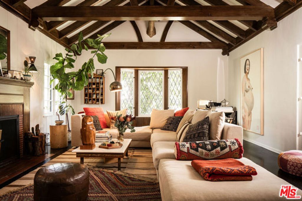 8920 Wonderland Avenue, Los Angeles, CA 90046