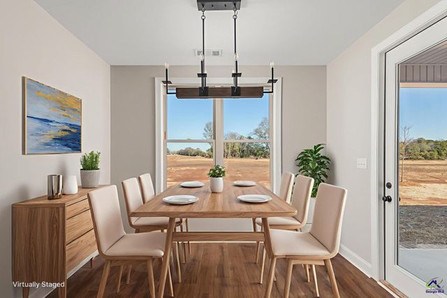 203 Farmland Circle, Perry, GA 31069