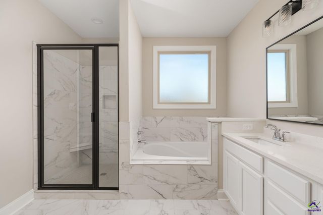 203 Farmland Circle, Perry, GA 31069