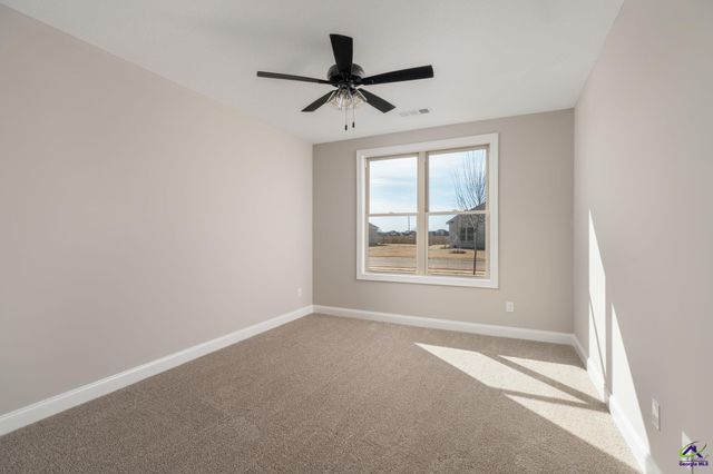 203 Farmland Circle, Perry, GA 31069