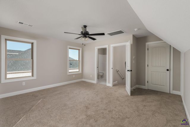 203 Farmland Circle, Perry, GA 31069