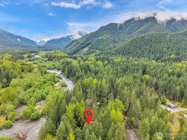17117 Riverview E, Enumclaw, WA 98022