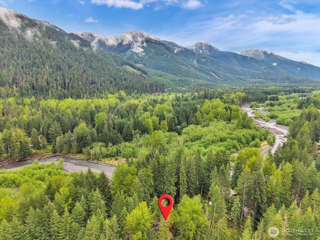 17117 Riverview E, Enumclaw, WA 98022