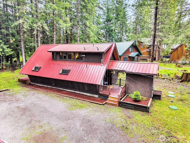 17117 Riverview E, Enumclaw, WA 98022