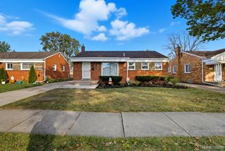 25160 Ronald Street, Roseville, MI 48066