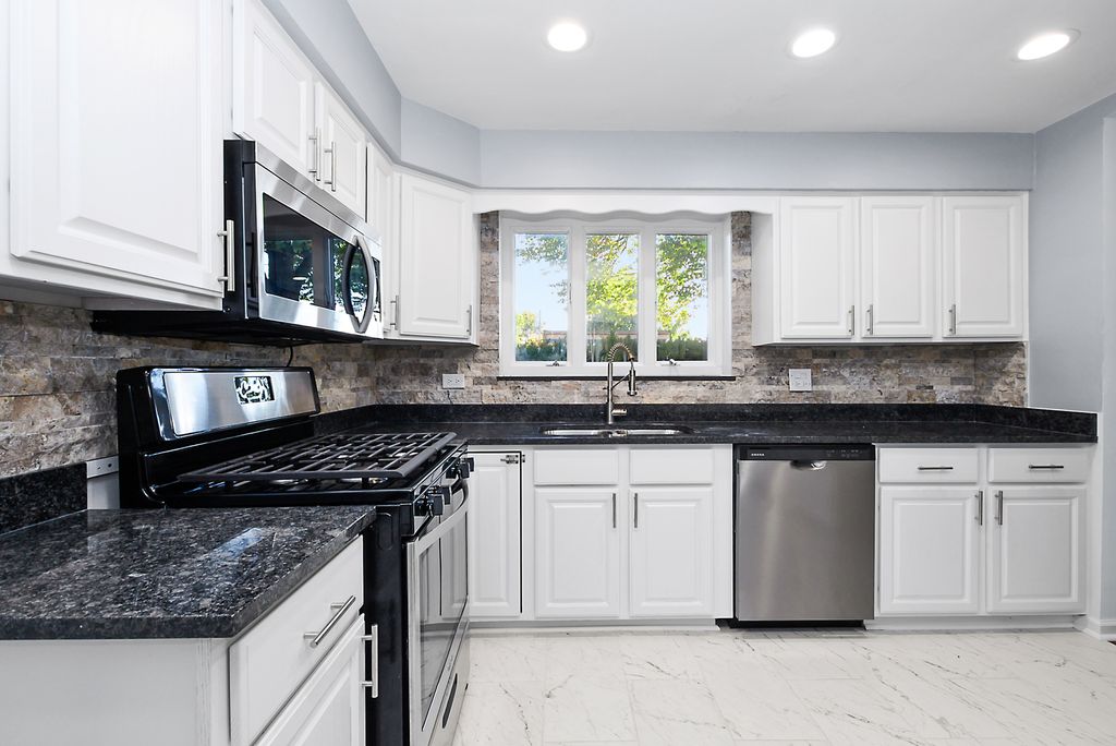 4024 W 106th Street, Oak Lawn, IL 60453 — photo 5