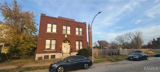4512 N 19th Street, St Louis, MO 63107