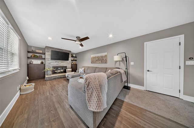 4225 Sunland Court SE, Cedar Rapids, IA 52403