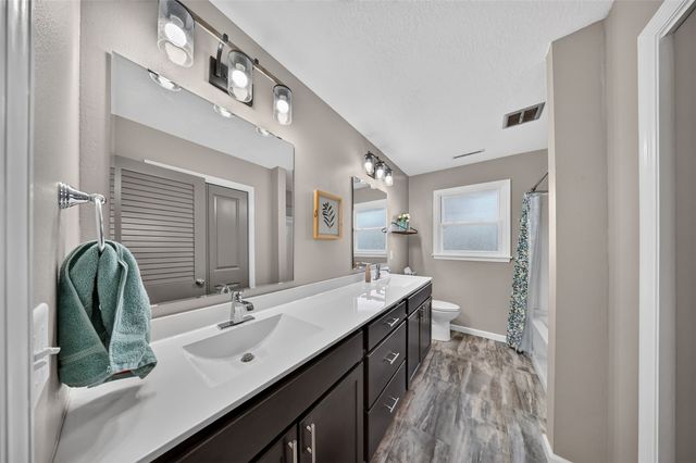 4225 Sunland Court SE, Cedar Rapids, IA 52403