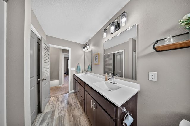 4225 Sunland Court SE, Cedar Rapids, IA 52403
