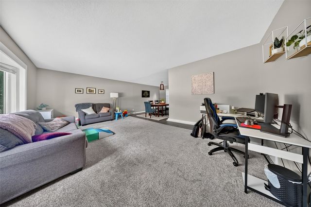 4225 Sunland Court SE, Cedar Rapids, IA 52403