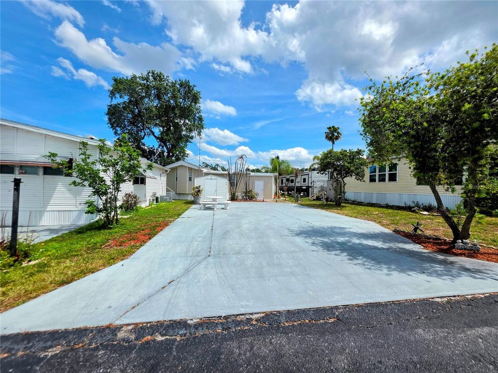 7336 INTERNATIONAL CIRCLE, Lake Wales, FL 33898
