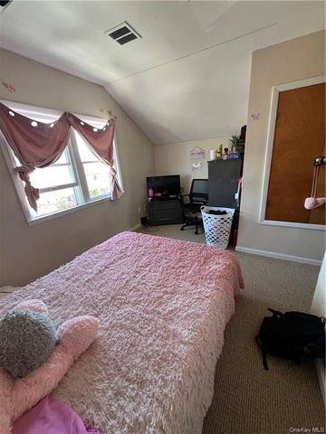 254 Arthur Street, Freeport, NY 11520