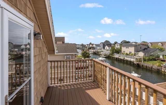 254 Arthur Street, Freeport, NY 11520