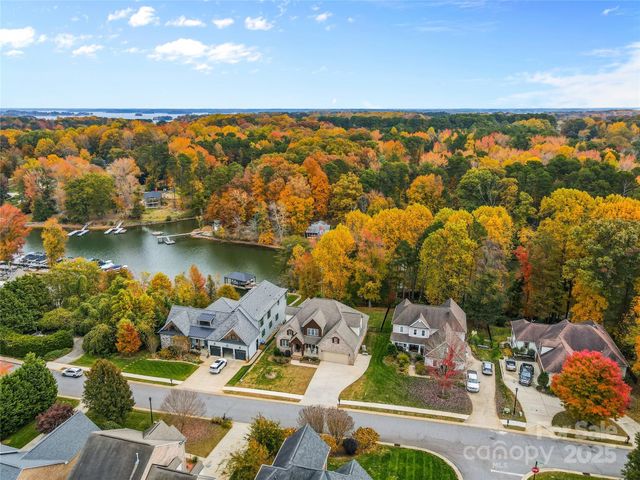 2378 Smith Harbour Drive, Denver, NC 28037