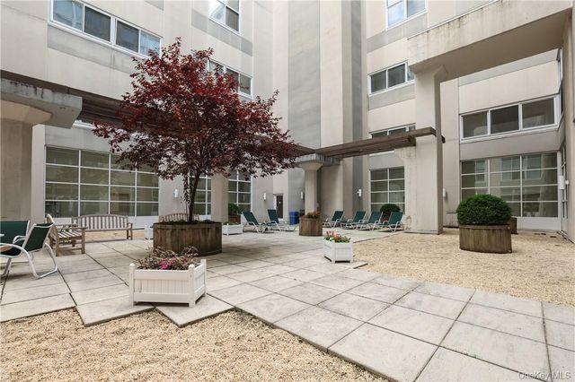 1 Landmark Square 327, Port Chester, NY 10573
