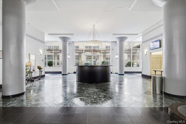1 Landmark Square 327, Port Chester, NY 10573
