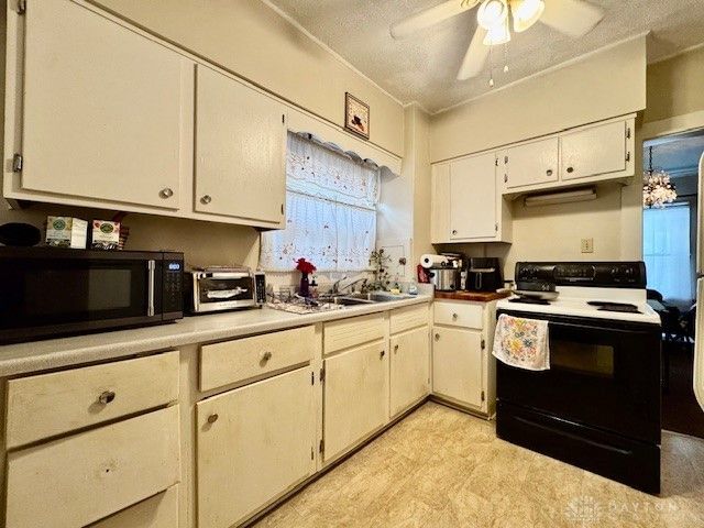 1135 Windsor Avenue, Dayton, OH 45402