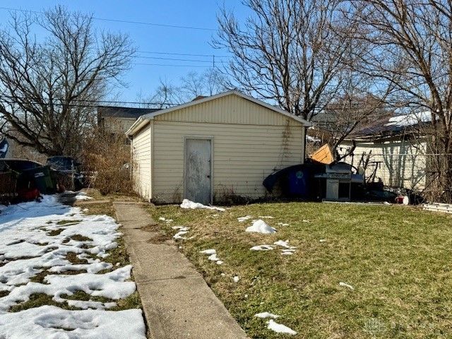 1135 Windsor Avenue, Dayton, OH 45402