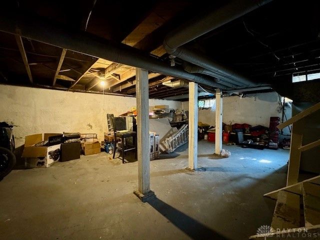 1135 Windsor Avenue, Dayton, OH 45402