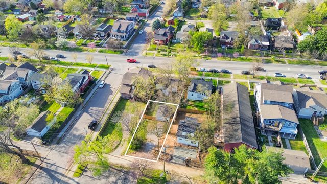 802B Shelby Ave, Nashville, TN 37206