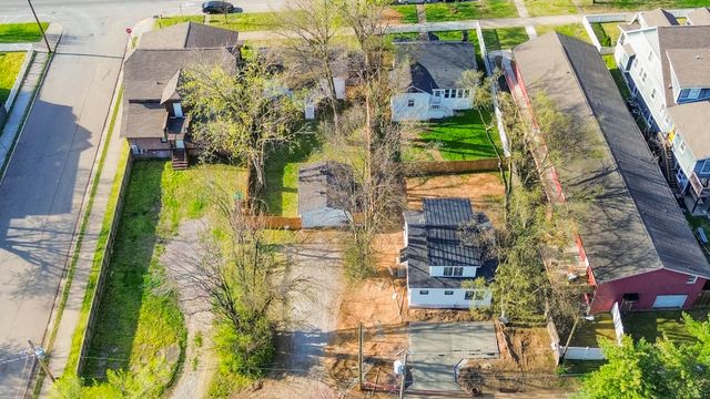 802B Shelby Ave, Nashville, TN 37206