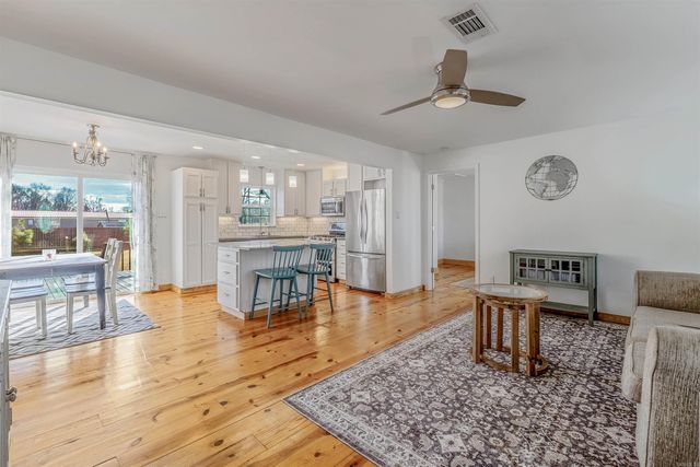 76 Overcup Lake Road, Morrilton, AR 72110