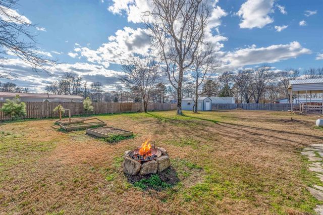 76 Overcup Lake Road, Morrilton, AR 72110