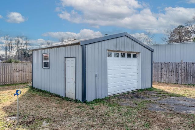 76 Overcup Lake Road, Morrilton, AR 72110