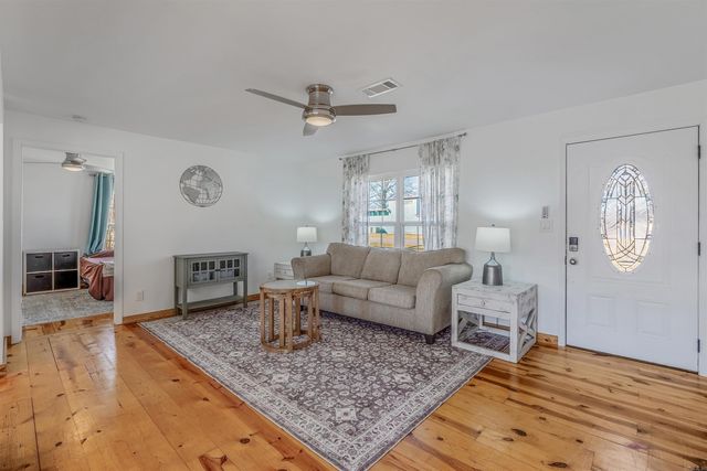 76 Overcup Lake Road, Morrilton, AR 72110