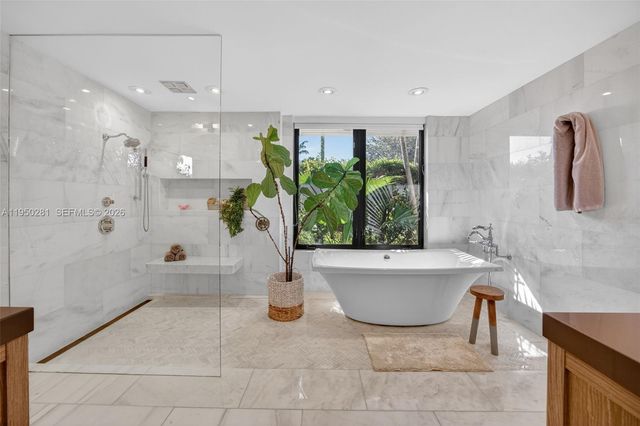 7681 SW 107th St, Pinecrest, FL 33156