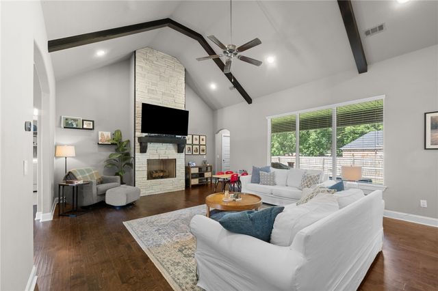 1685 Monarch Avenue, Fayetteville, AR 72701