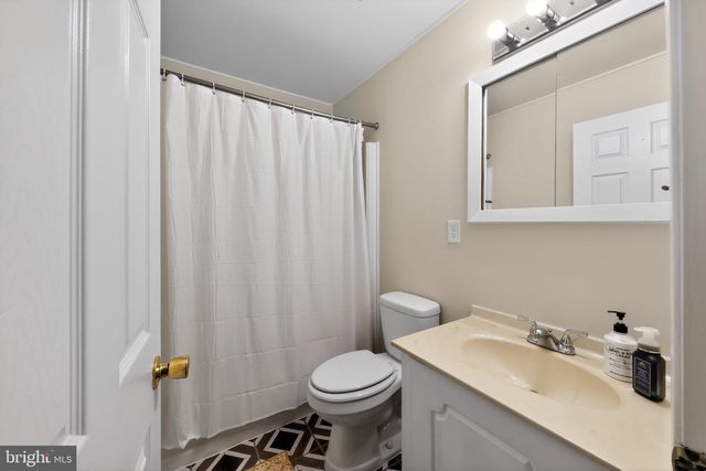 21 ANDOVER CT, New Castle, DE 19720