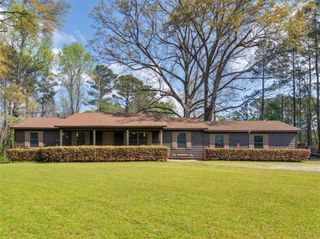 2037 Hampton Locust Grove Road, Locust Grove, GA 30248
