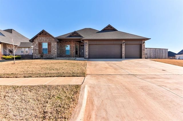10624 Two Lakes Drive, Yukon, OK 73099