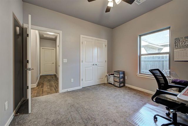 10624 Two Lakes Drive, Yukon, OK 73099