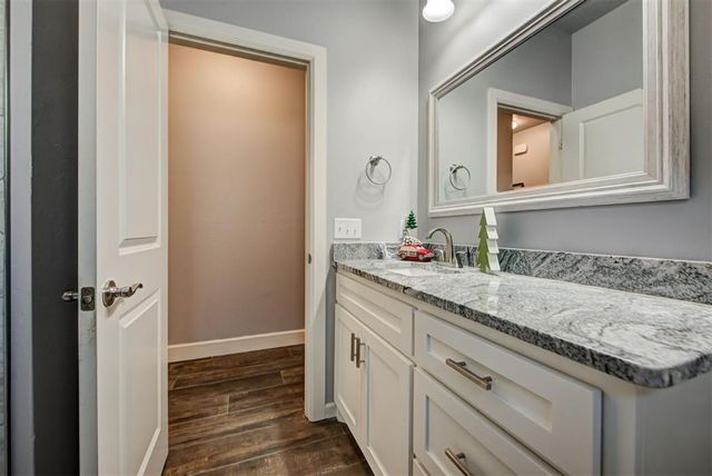 10624 Two Lakes Drive, Yukon, OK 73099