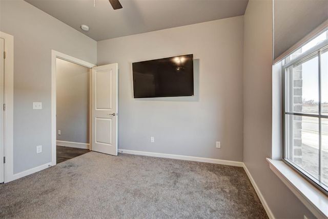 10624 Two Lakes Drive, Yukon, OK 73099