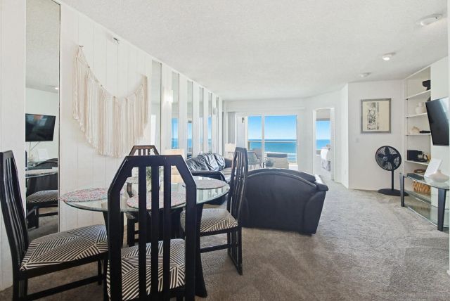 3755 Ocean Front 15, San Diego, CA 92109
