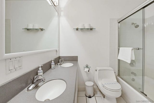 3755 Ocean Front 15, San Diego, CA 92109