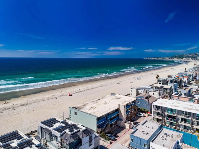 3755 Ocean Front 15, San Diego, CA 92109