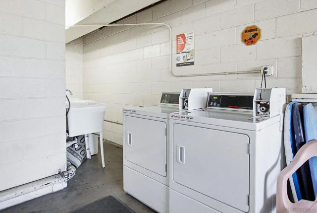 3755 Ocean Front 15, San Diego, CA 92109