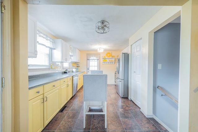 19 Atlanta St, Brockton, MA 02301