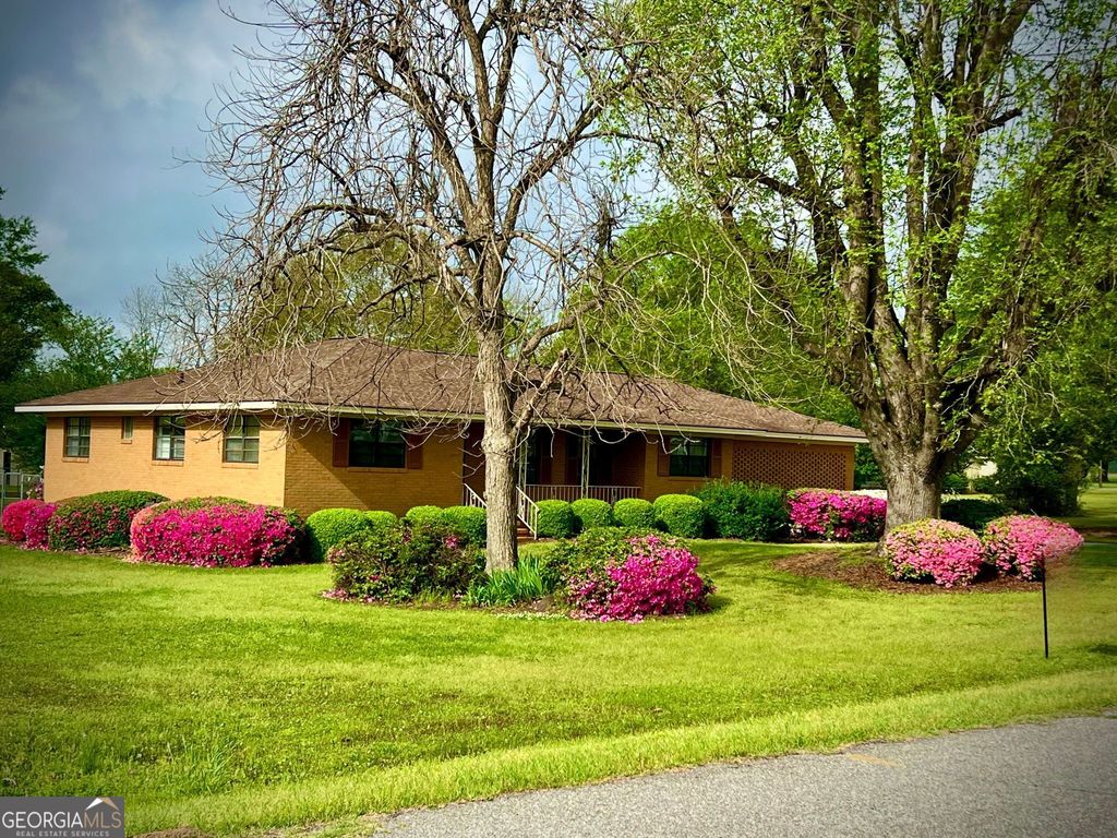 1166 Field Street, Dudley, GA 31022