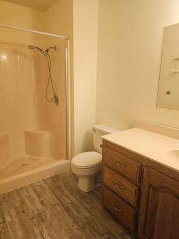 2306 W Auburn Street, Bolivar, MO 65613