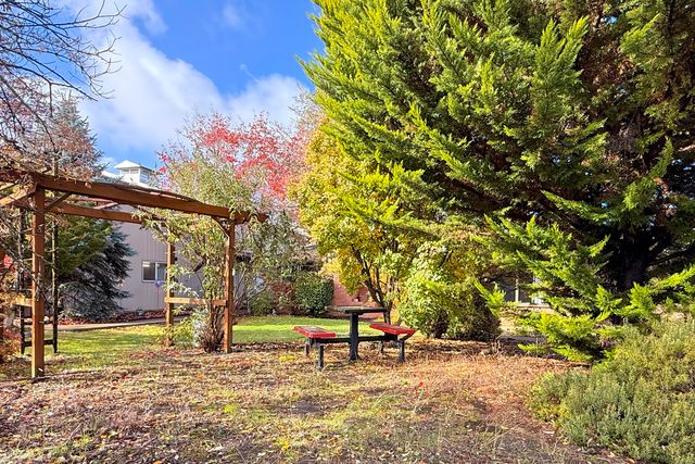 571 NW Wade Street NW, Estacada, OR 97023